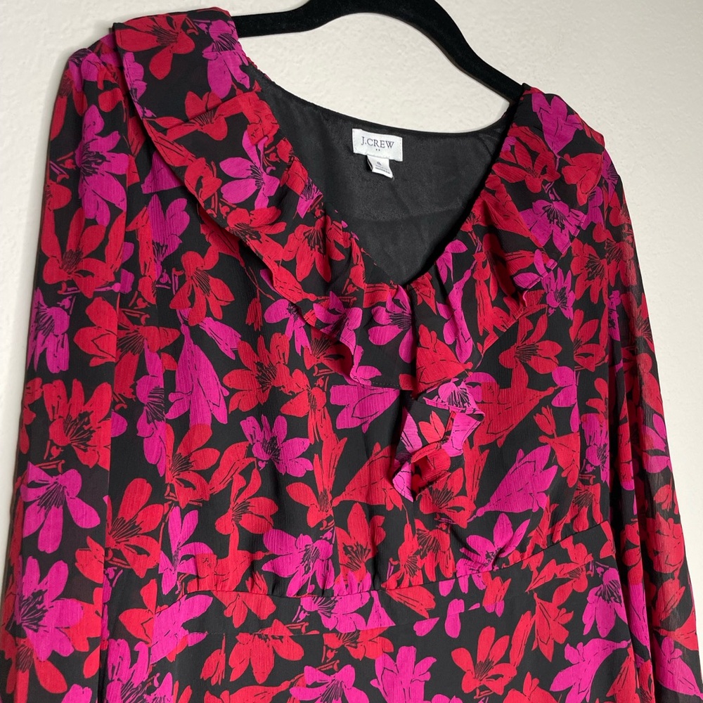 JCREW Dark Floral Chiffon Vneck Ruffle Midi Dress 8 - Picture 3 of 8